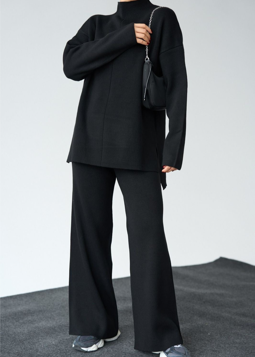 Semi High Neck Black Coord