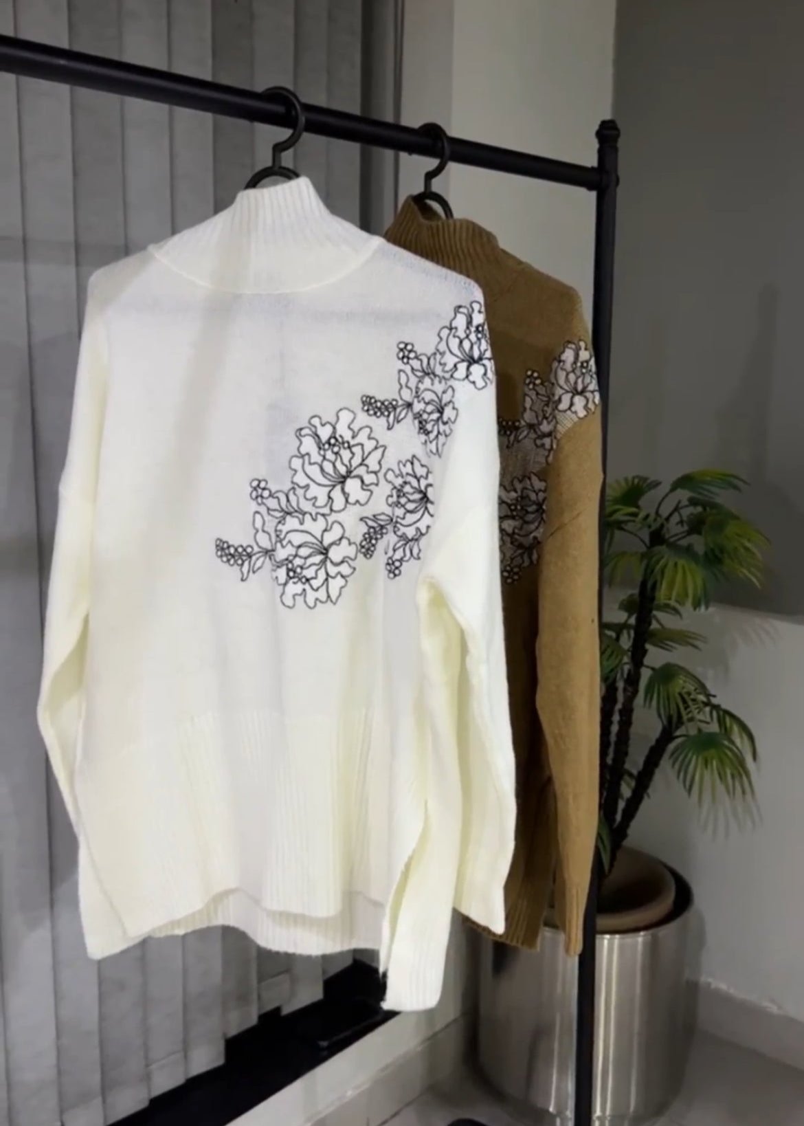 Elegant Embroidery Sweater White
