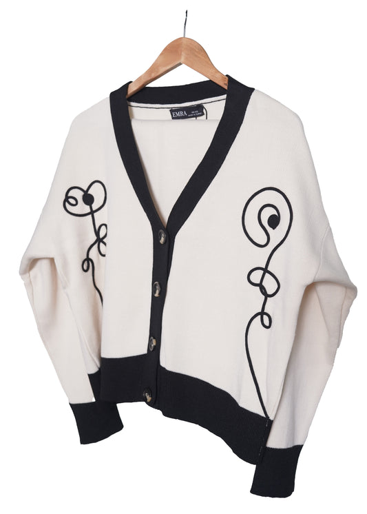 Black on White Spiral Coord set