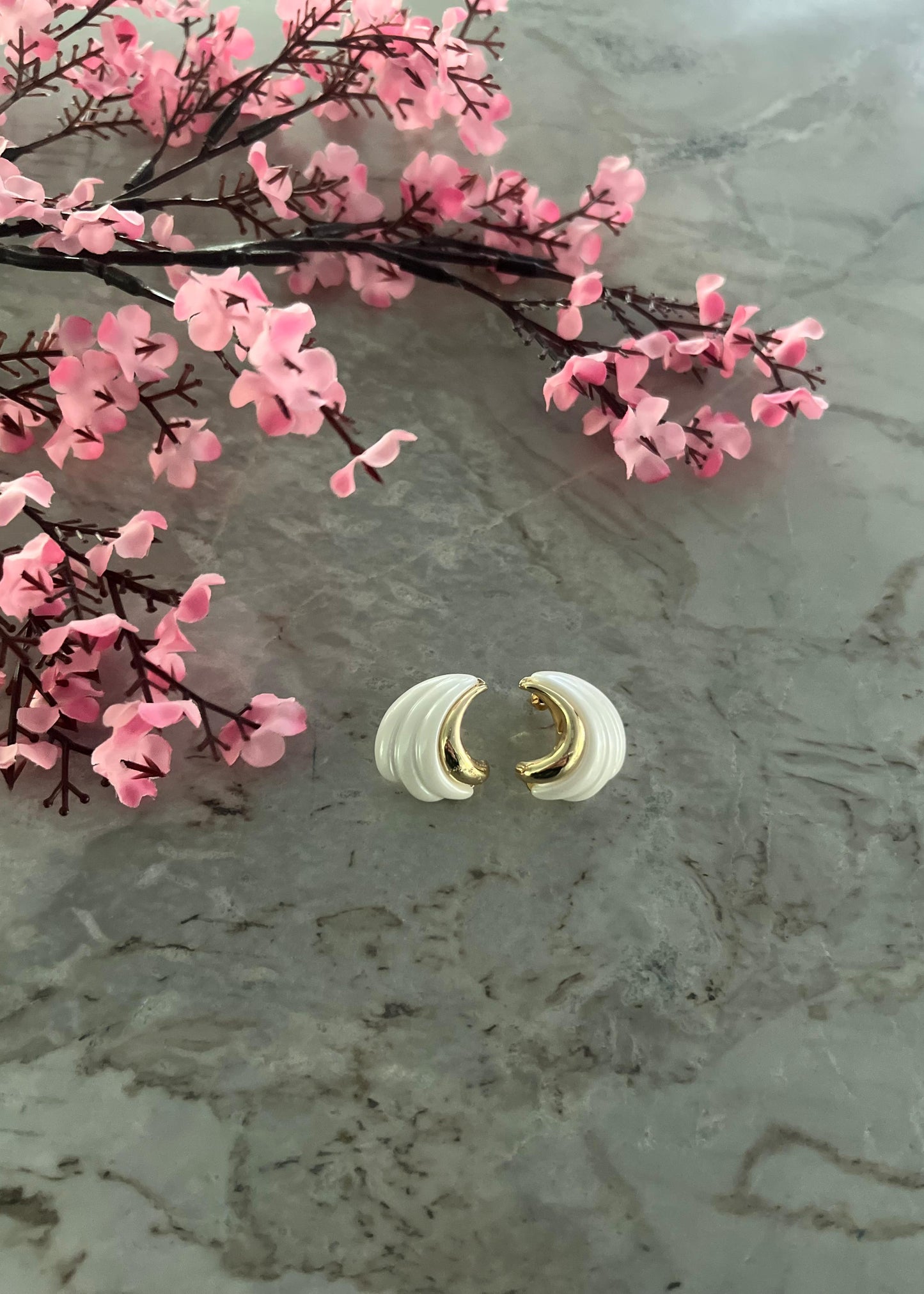 White Gold Blossom
